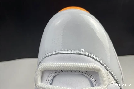 “Citrus” 696 Air 11 Jordan WMNS Comfortable Low AH7860-139 1020
